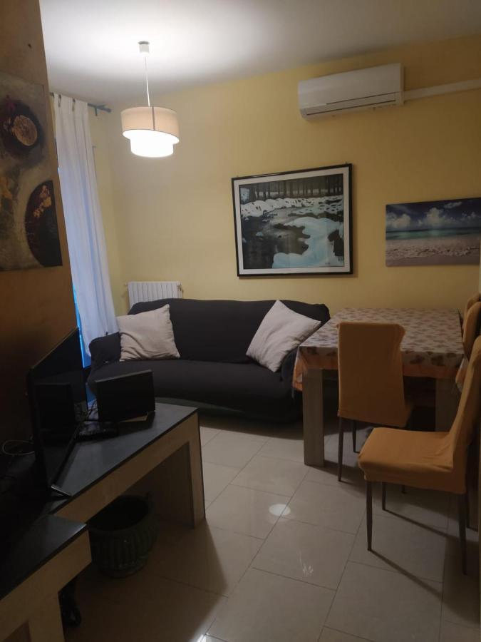 "La Casa Di Mariagrazia" Rooms Con Cucina Condivisa E Terrazza Sammichele Di Bari Exterior foto