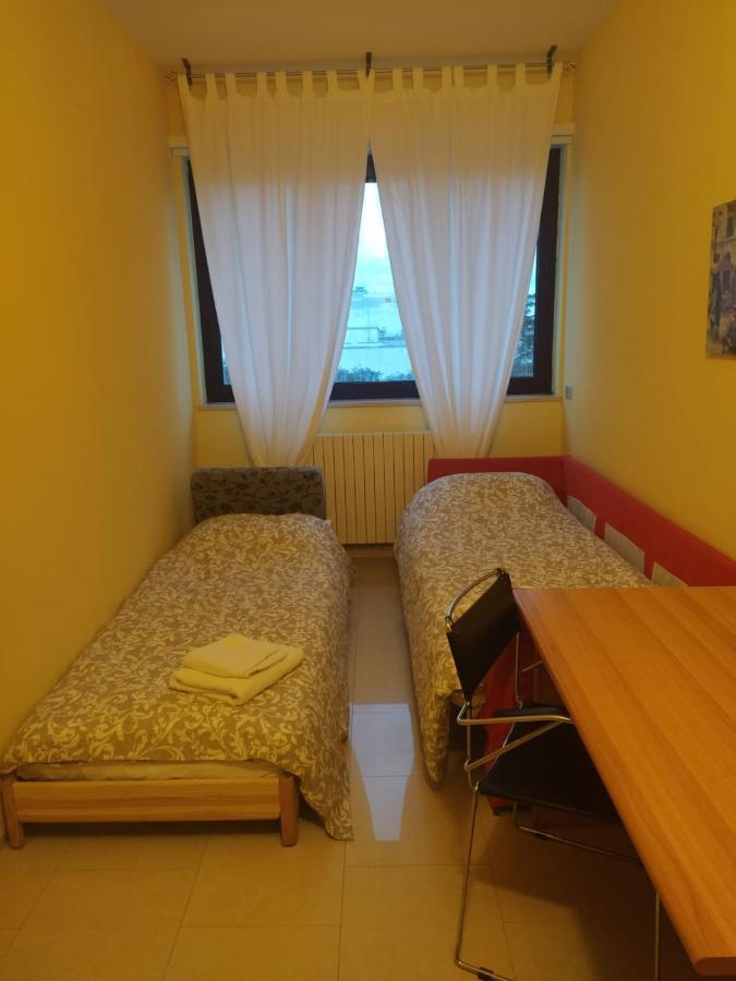 "La Casa Di Mariagrazia" Rooms Con Cucina Condivisa E Terrazza Sammichele Di Bari Exterior foto