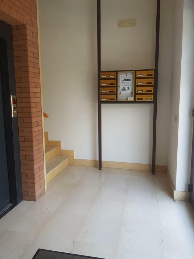 "La Casa Di Mariagrazia" Rooms Con Cucina Condivisa E Terrazza Sammichele Di Bari Exterior foto