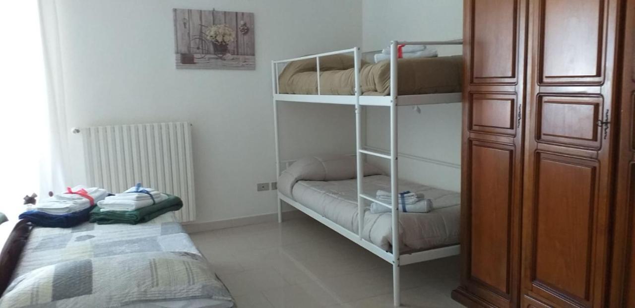 "La Casa Di Mariagrazia" Rooms Con Cucina Condivisa E Terrazza Sammichele Di Bari Exterior foto